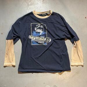 Y2k navy skateboard shirt built
